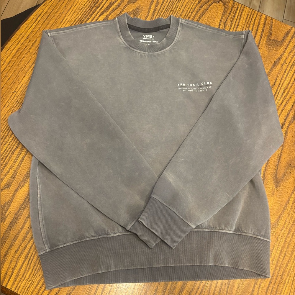 Abercrombie & Fitch YPB NeoKnit Max Graphic Crew